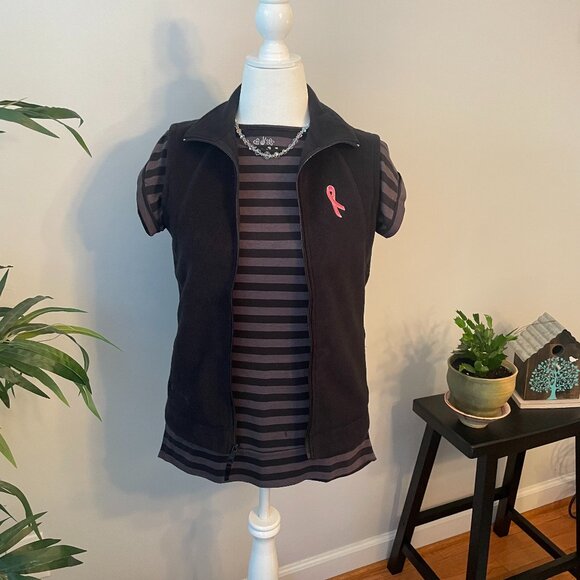Columbia Size S Black Fleece Vest with Pink Breast Cancer Ribbon and Zip Pockets - Picture 3 of 7